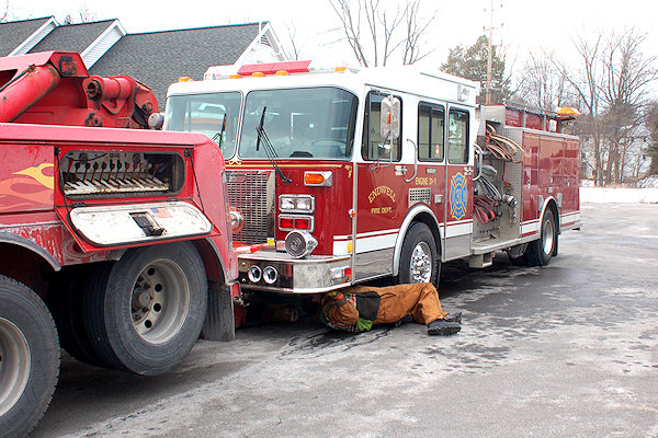 02-16-11  Other - Engine 1 Tow